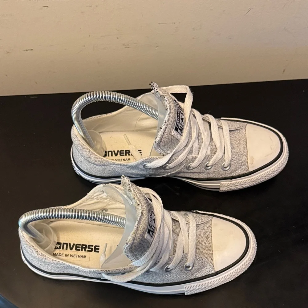 Converse stylish sneakers